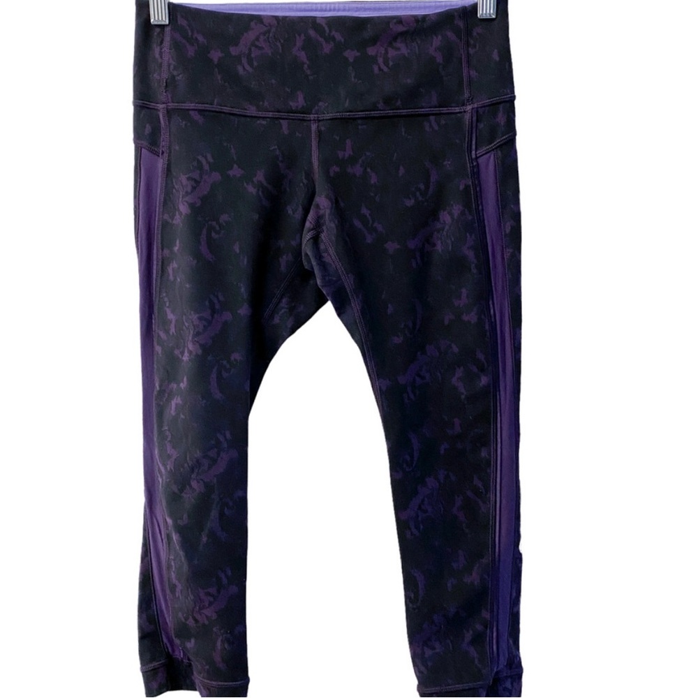 Lululemon Athletica Blue Abstract Crop Legging Size 6